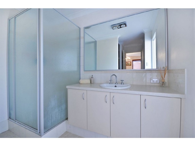 79 Kentucky Boulevard, Hocking WA 6065