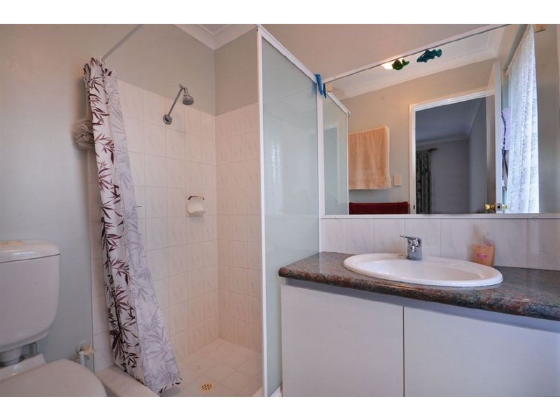27 Viridian Drive, Banksia Grove WA 6031