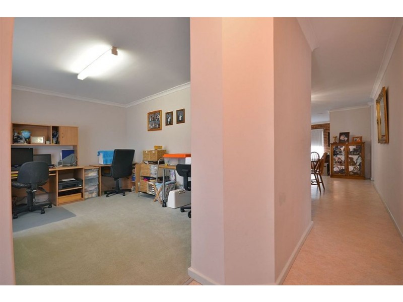 27 Viridian Drive, Banksia Grove WA 6031