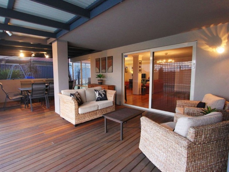 43 Santa Monica Parade, Iluka WA 6028