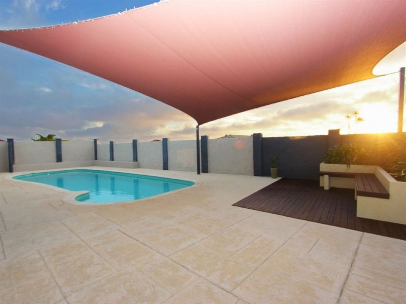 43 Santa Monica Parade, Iluka WA 6028