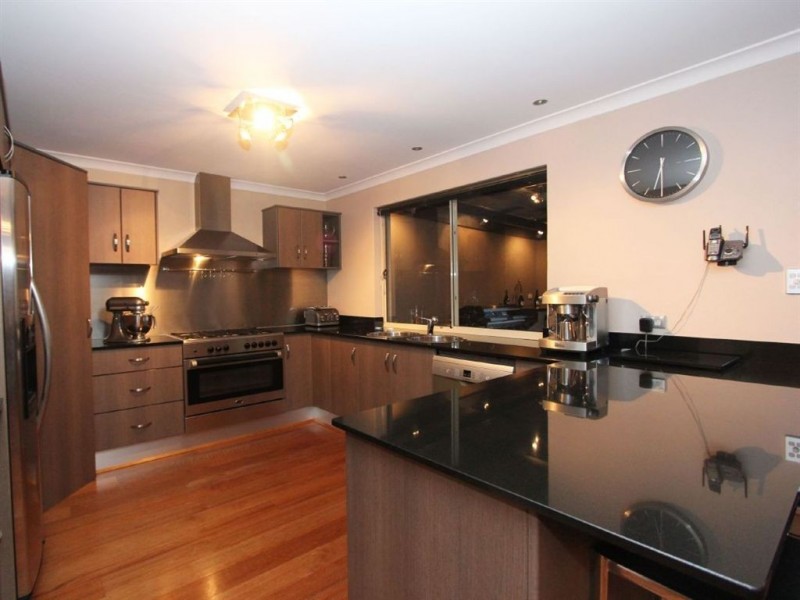 43 Santa Monica Parade, Iluka WA 6028