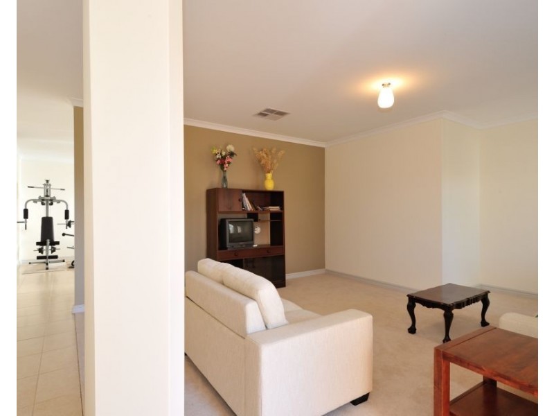 36 Giglia Drive, Sinagra WA 6065