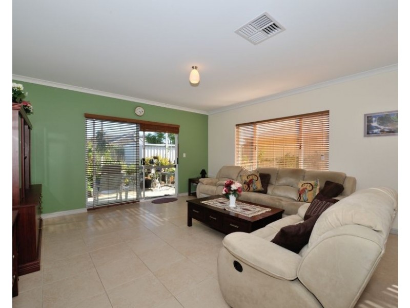 36 Giglia Drive, Sinagra WA 6065