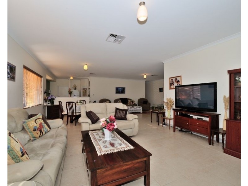 36 Giglia Drive, Sinagra WA 6065