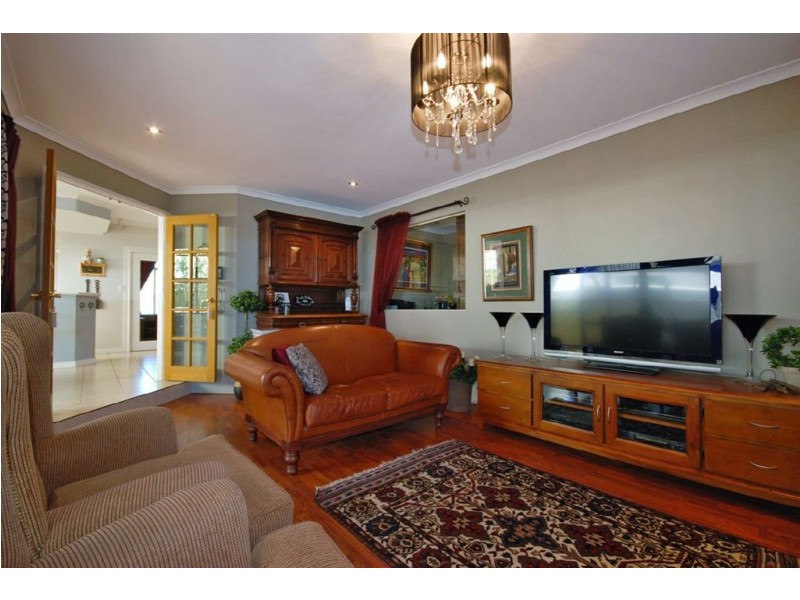 9 Marriot Turn, Currambine WA 6028