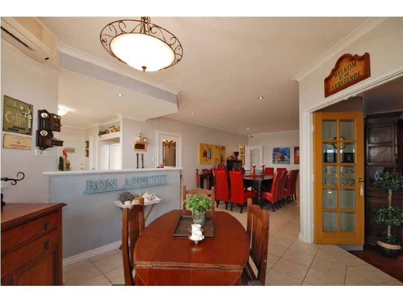 9 Marriot Turn, Currambine WA 6028