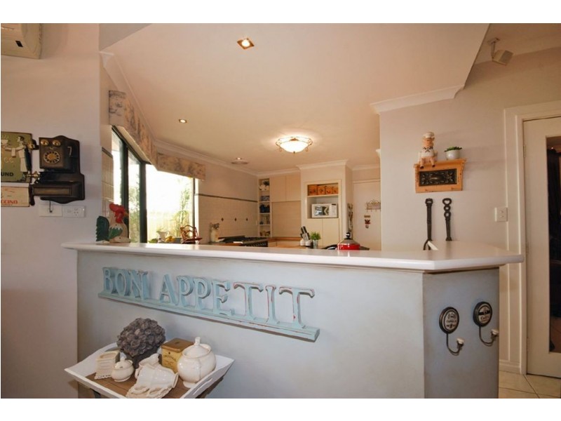 9 Marriot Turn, Currambine WA 6028