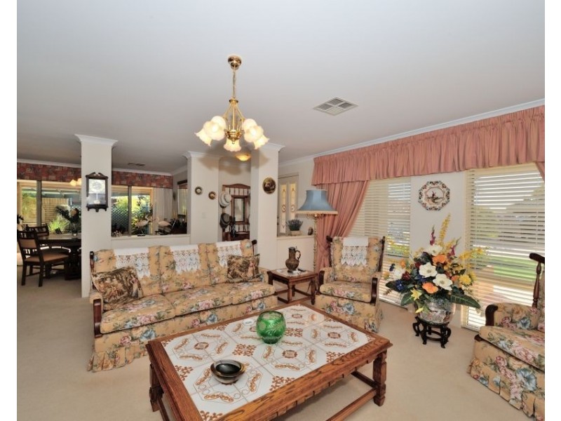 29 Annandale Circle, Kinross WA 6028