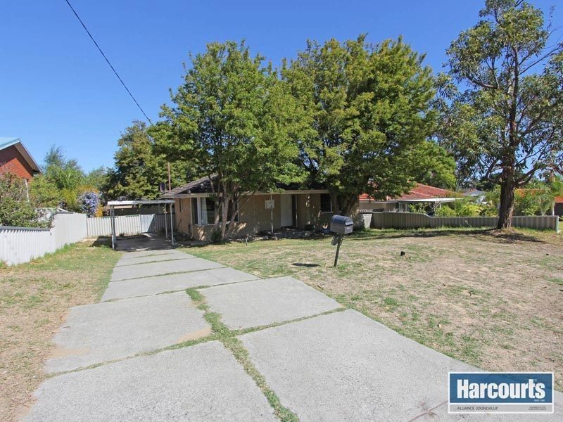 18 Barrows Way, Balga WA 6061