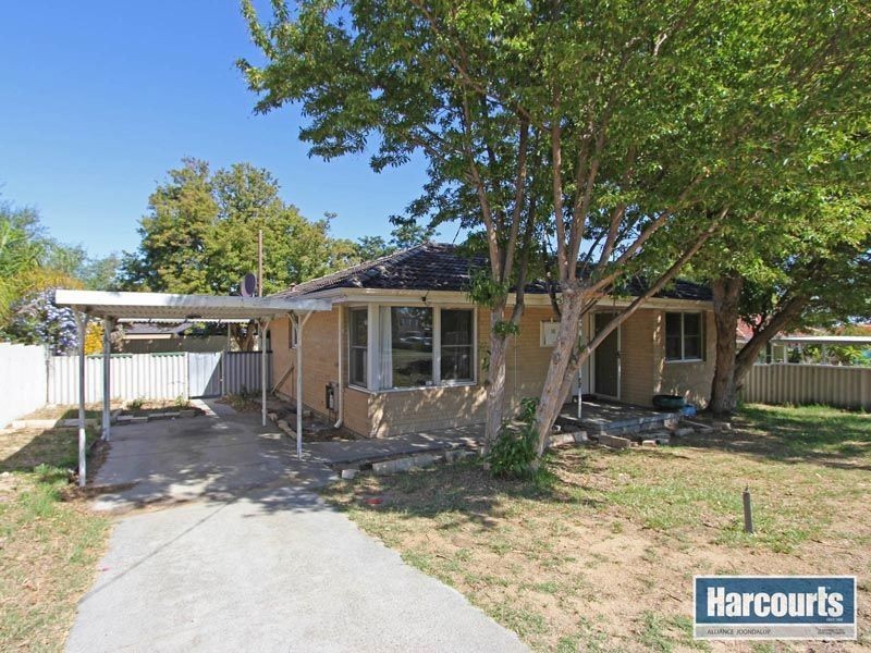 18 Barrows Way, Balga WA 6061