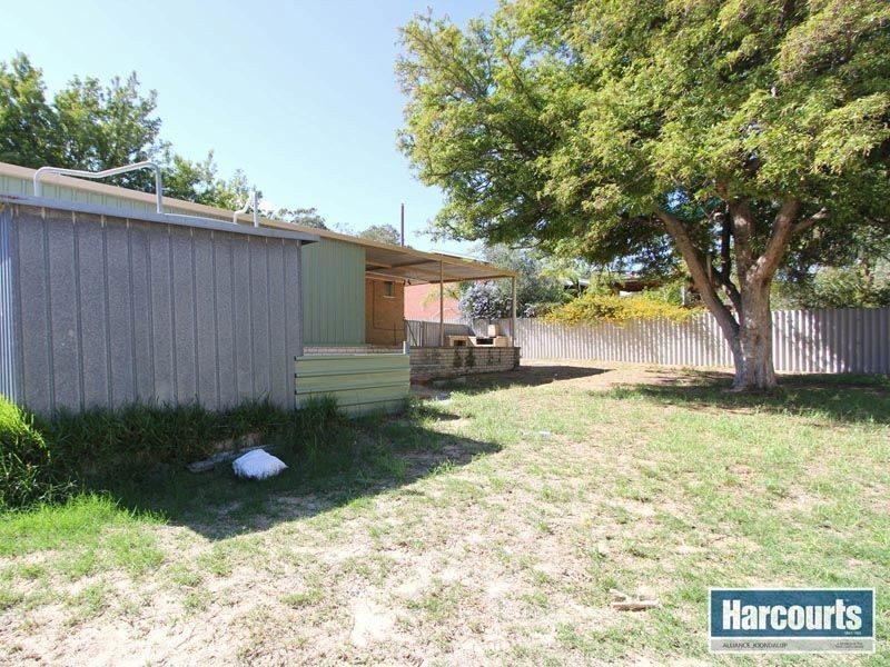 18 Barrows Way, Balga WA 6061