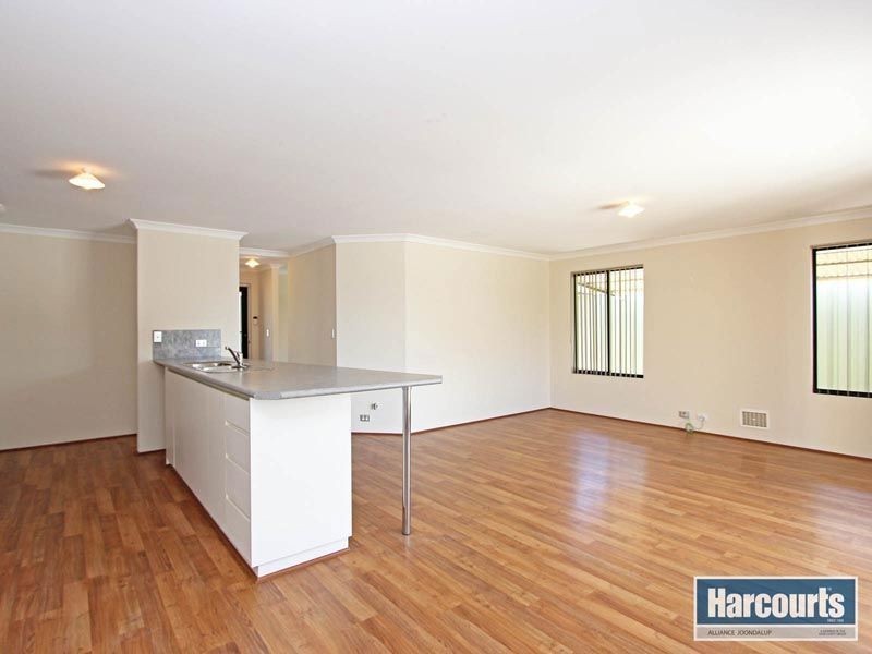 76 Grand Paradiso Parade, Merriwa WA 6030