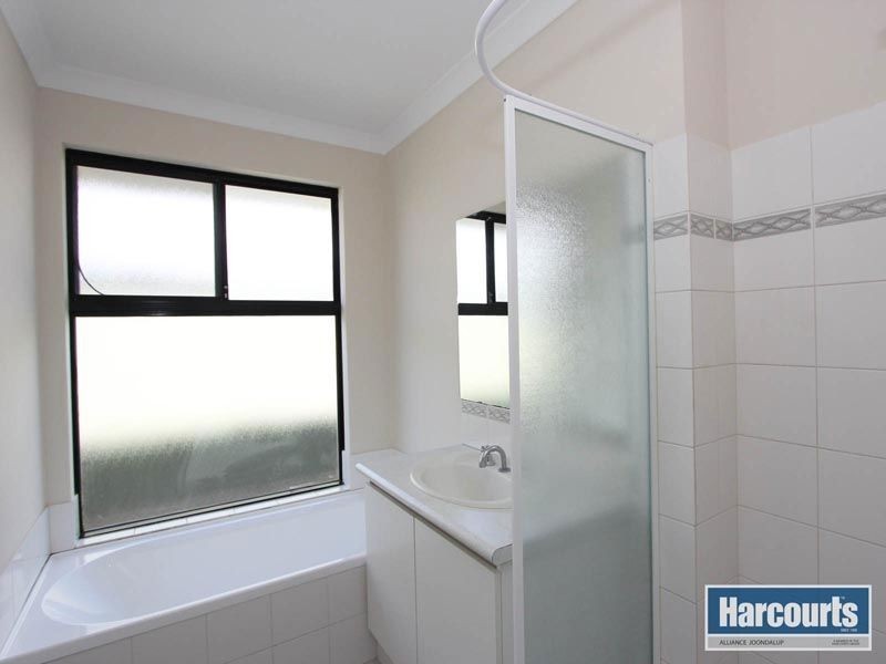 76 Grand Paradiso Parade, Merriwa WA 6030