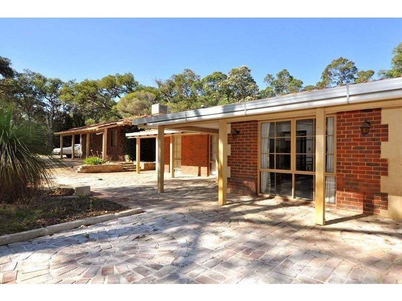 76 Tranquil Drive, Carramar WA 6031