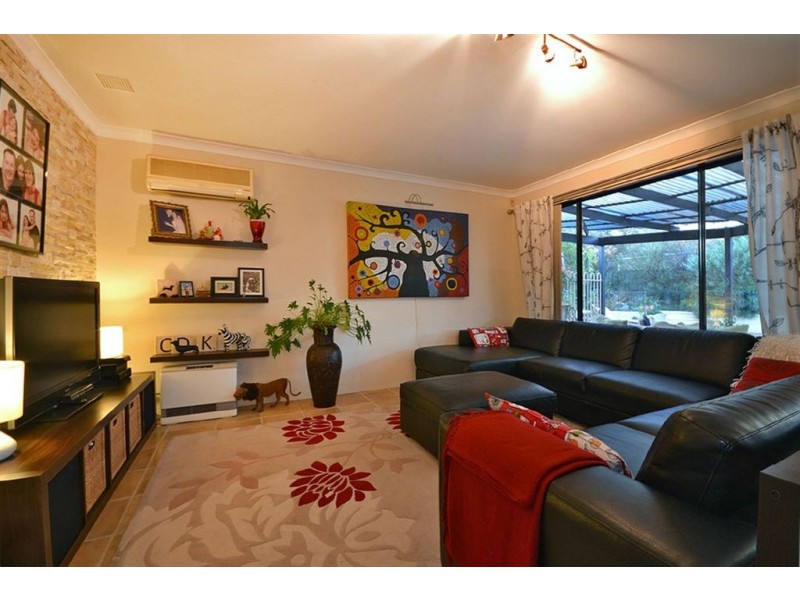 3 Monclair Pass, Currambine WA 6028