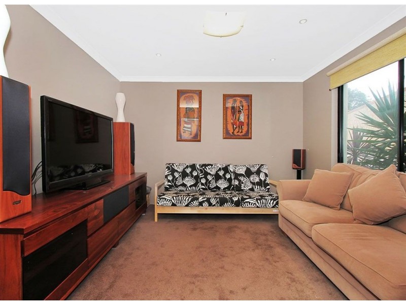 3A Phillips Grove, Innaloo WA 6018