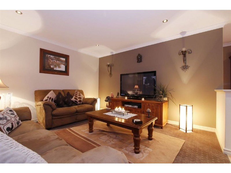 115 Sussex Bend, Lower Chittering WA 6084