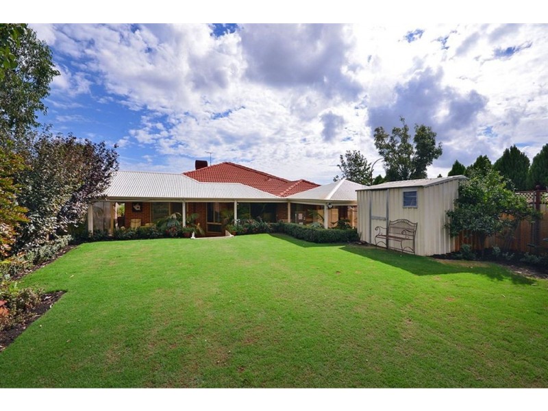 94 Willespie Drive, Pearsall WA 6065