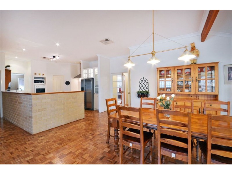 94 Willespie Drive, Pearsall WA 6065