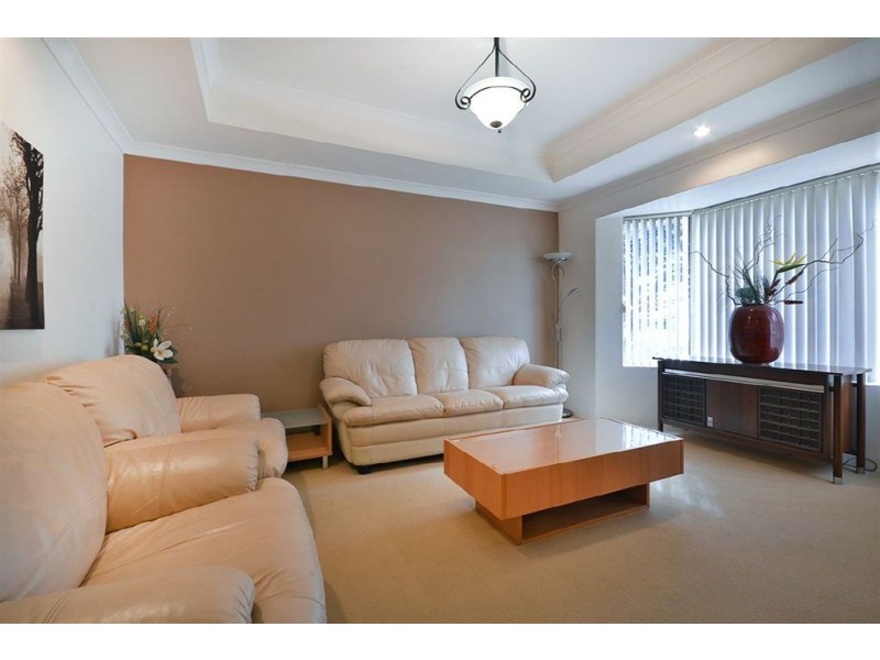 94 Willespie Drive, Pearsall WA 6065