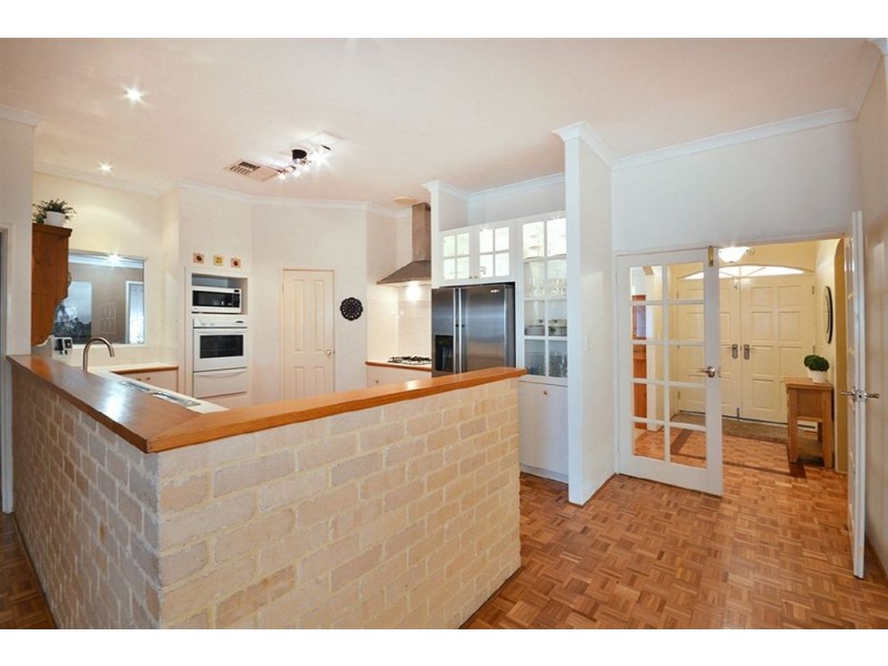 94 Willespie Drive, Pearsall WA 6065