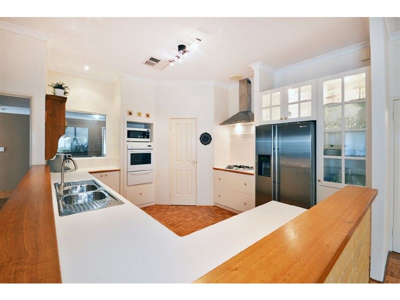 94 Willespie Drive, Pearsall WA 6065