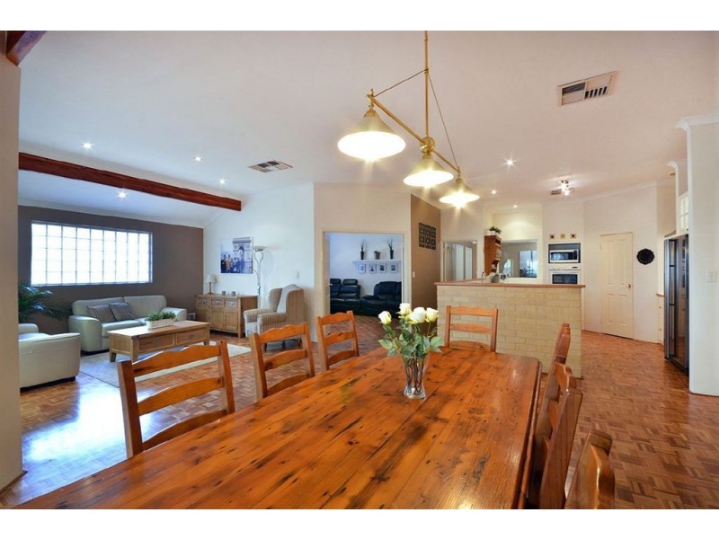 94 Willespie Drive, Pearsall WA 6065