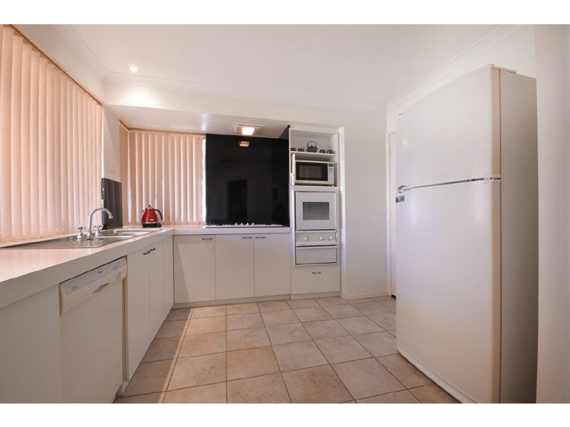 10 Vanguard Place, Currambine WA 6028