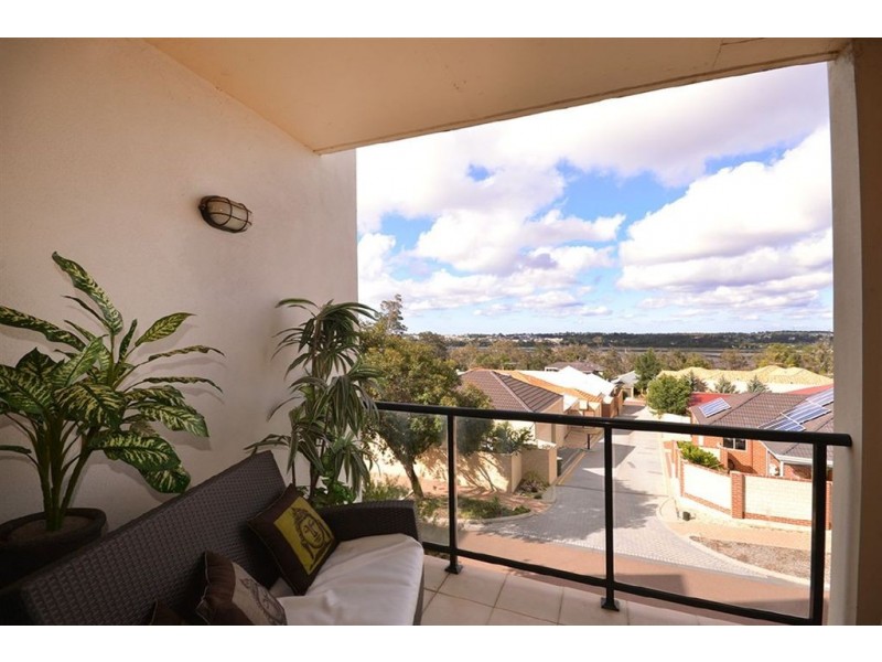 26/3 Spinebill Loop, Joondalup WA 6027