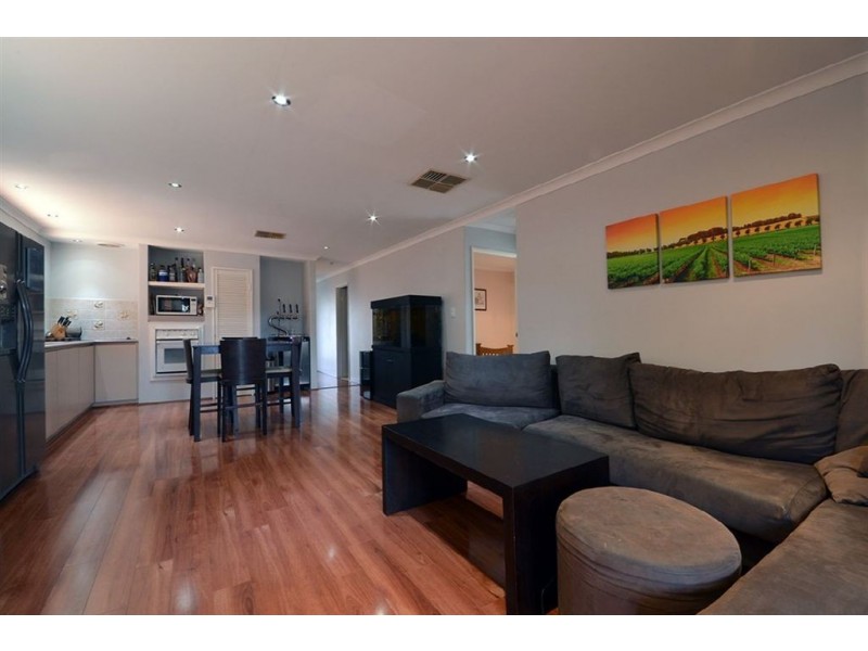 20 Jolstra Crescent, Joondalup WA 6027