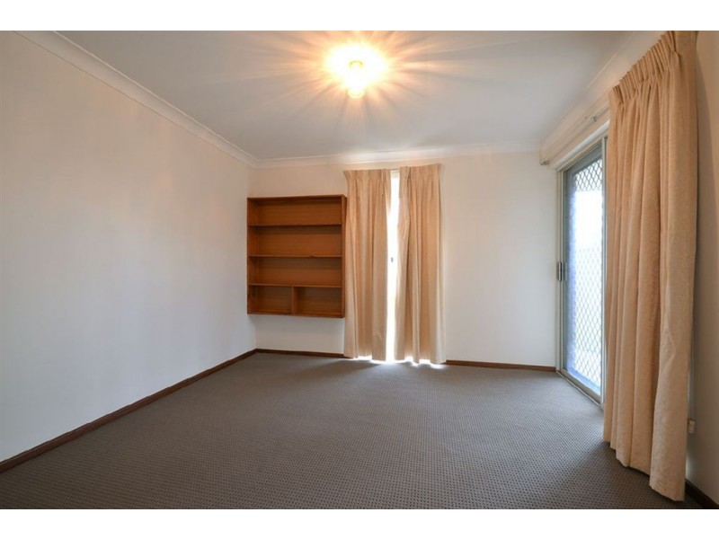 5 Breen Place, Padbury WA 6025