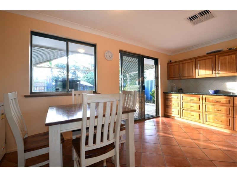 32 Glenside Crescent, Craigie WA 6025