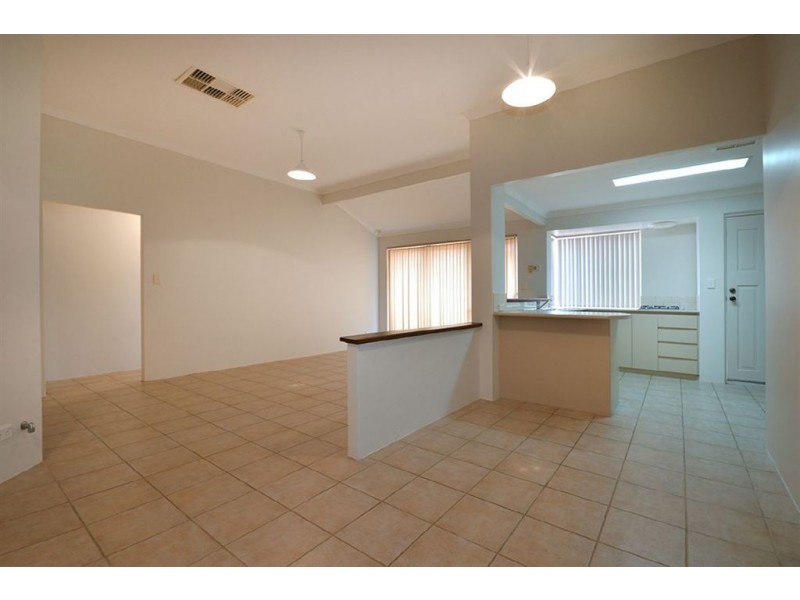 14 Doncaster Square, Currambine WA 6028