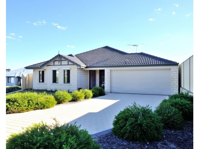 31 San Teodoro Avenue, Sinagra WA 6065