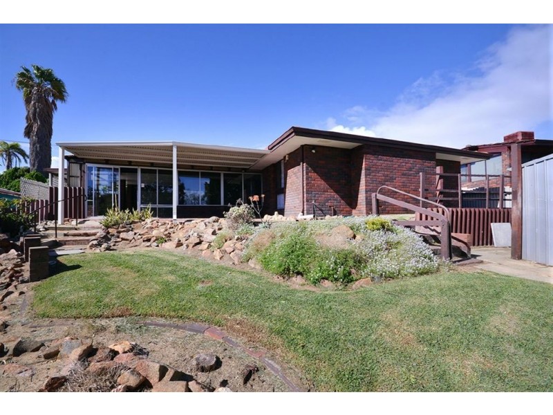 28 Hurley Way, Hillarys WA 6025