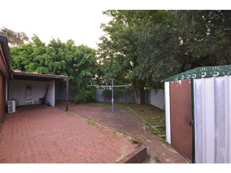 5 Argo Court, Craigie WA 6025