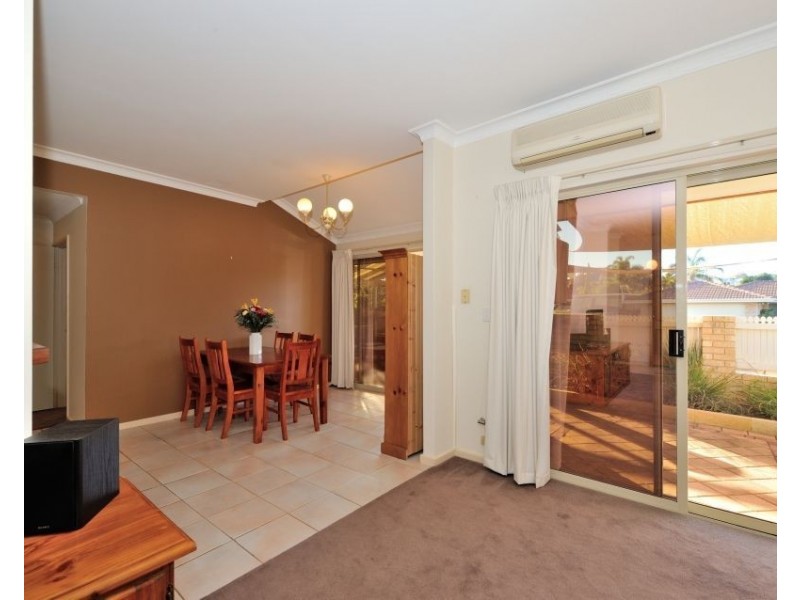 1/44 Stonehaven Parade, Kinross WA 6028