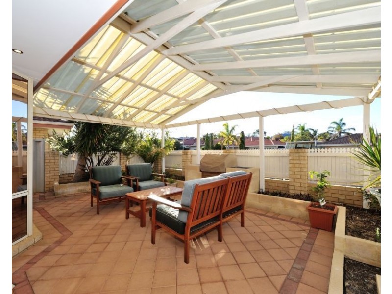 1/44 Stonehaven Parade, Kinross WA 6028