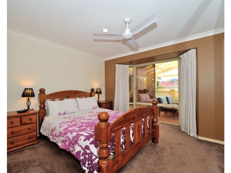 1/44 Stonehaven Parade, Kinross WA 6028