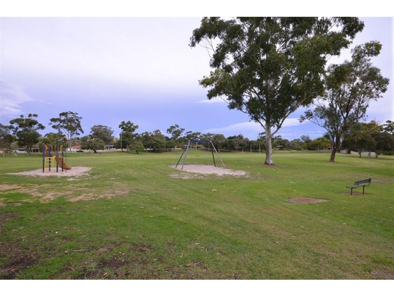 9 Fenellia Crescent, Craigie WA 6025