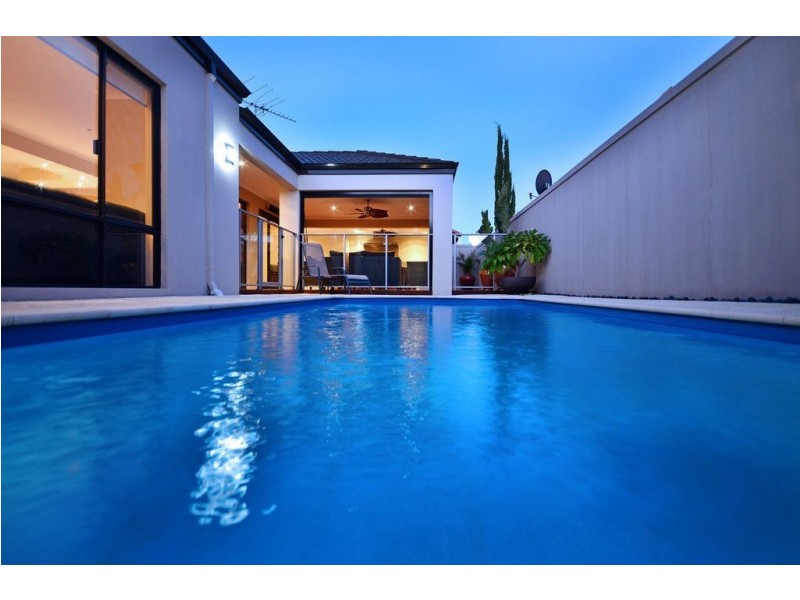 24 Gemini Way, Madeley WA 6065