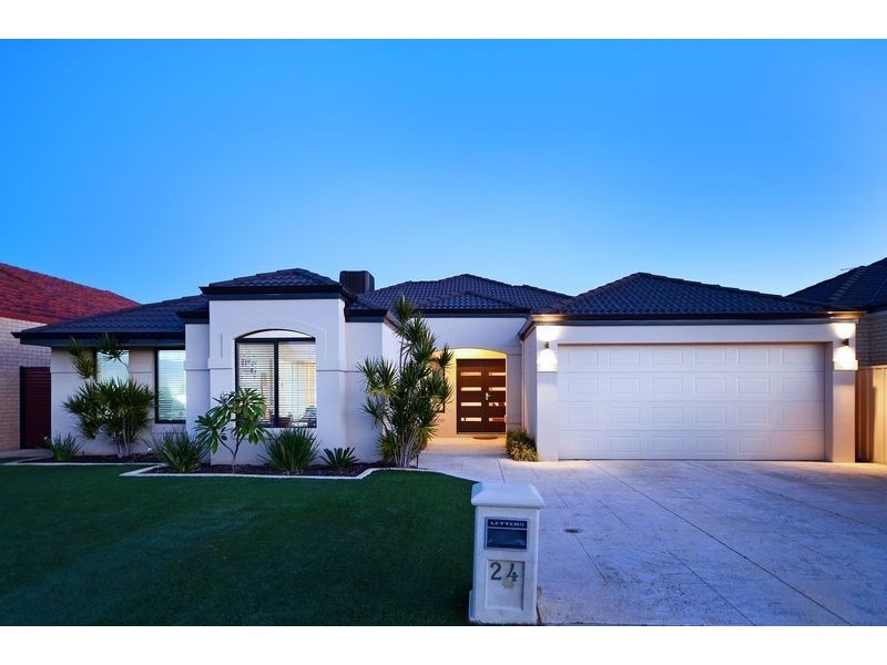 24 Gemini Way, Madeley WA 6065