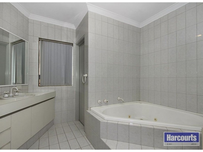 6 Sewell Place, Hillarys WA 6025