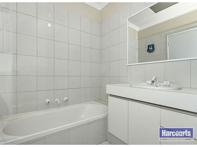 6 Sewell Place, Hillarys WA 6025