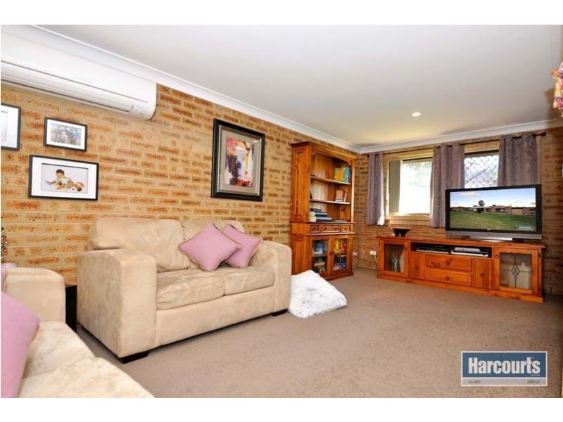 17 Atwick Way, Craigie WA 6025