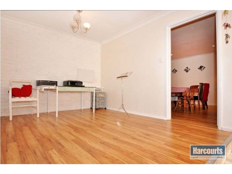 110 Bridgewater Drive, Kallaroo WA 6025