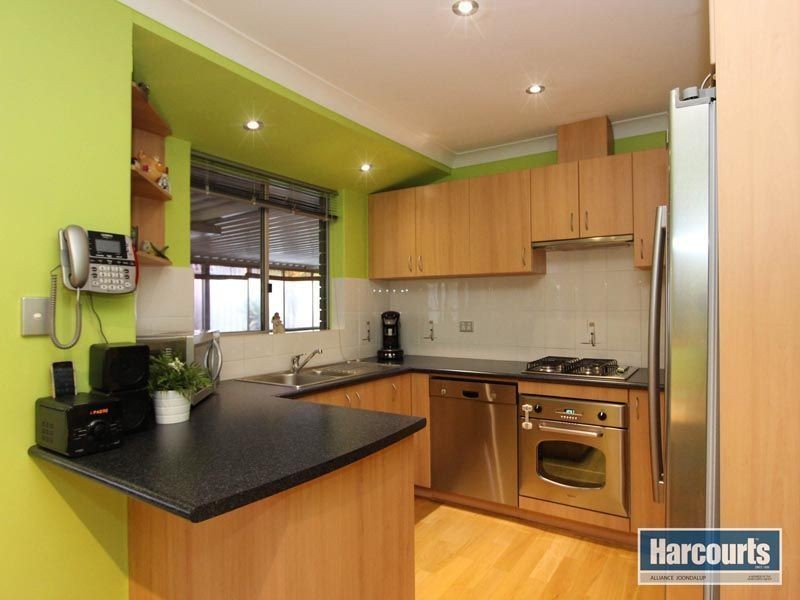6 Flotilla Drive, Heathridge WA 6027