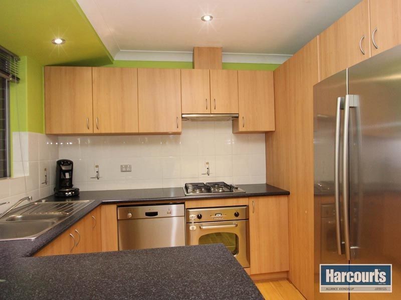 6 Flotilla Drive, Heathridge WA 6027