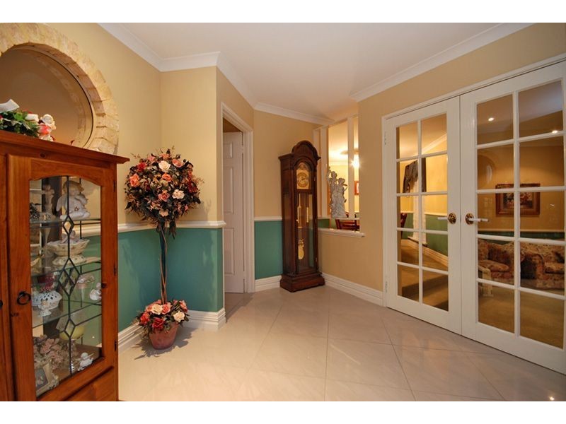 4 Bainbridge Mews, Currambine WA 6028